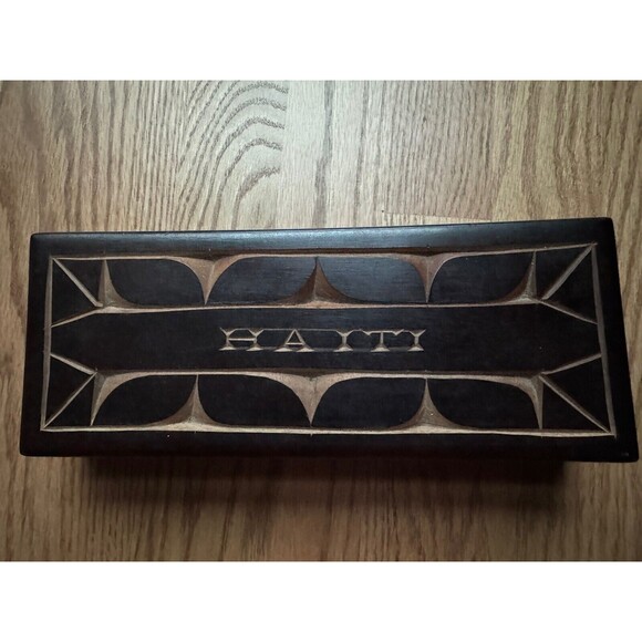 Haitian Wood Trinket Jewelry Box W/ Lid Hand Carved In Haiti 9 1/2‎ X 2 - Picture 1 of 8